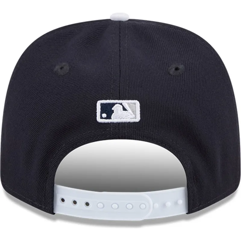cap-zaoblena-navy-blue-snapback-9seventy-stretch-snap-flower-new-york-yankees-mlb-new-era