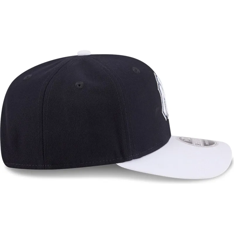 siltovka-zaoblena-tmavomodra-snapback-9seventy-stretch-snap-flower-new-york-yankees-mlb-new-era