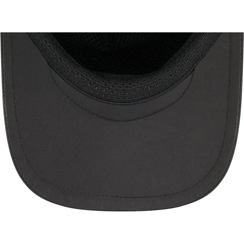 cap-zaoblena-black-snapback-9forty-apex-bp-chi-chicago-white-sox-mlb-new-era