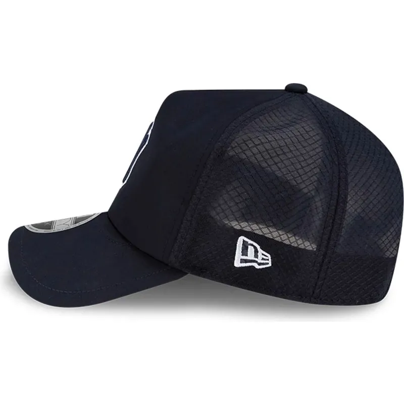 cap-zaoblena-navy-blue-snapback-9forty-apex-batting-practice-new-york-yankees-mlb-new-era