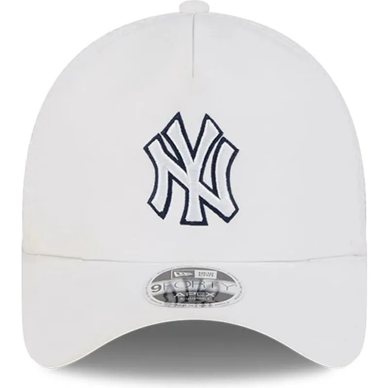 siltovky-zaoblena-kamionista-biely-snapback-9forty-apex-batting-practice-new-york-yankees-mlb-new-era