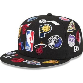 Cap rovná black ajustada 59FIFTY All Over NBA New Era