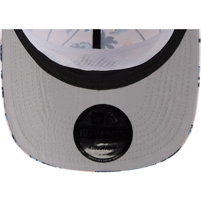 cap-zaoblena-multicolor-snapback-19twenty-printed-tropical-new-york-yankees-mlb-new-era