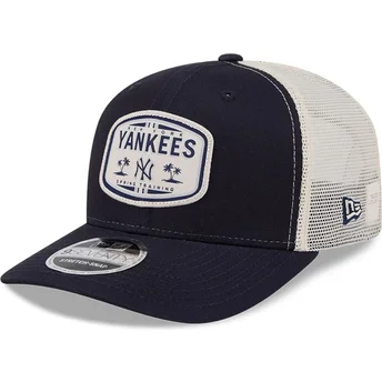Gorra trucker azul marino 9SEVENTY Stretch Snap Patch de New York Yankees MLB de New Era