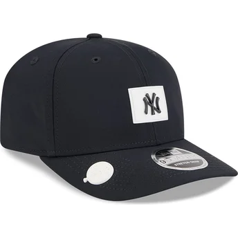 Cap zaoblená navy blue snapback 9SEVENTY Stretch Snap Clubhouse New York Yankees MLB New Era