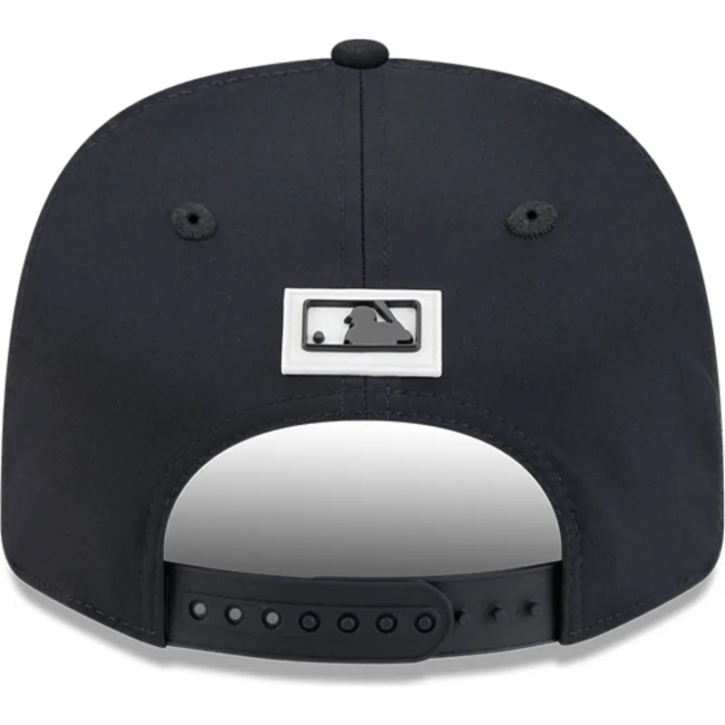 cap-zaoblena-navy-blue-snapback-9seventy-stretch-snap-clubhouse-new-york-yankees-mlb-new-era