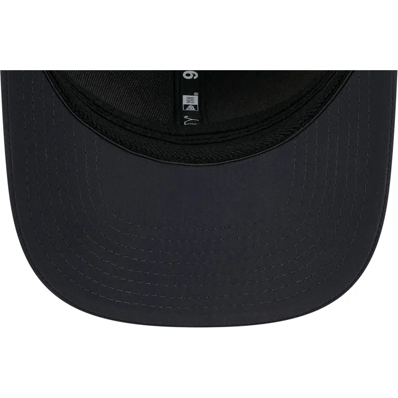 siltovky-zaoblena-tmavomodra-snapback-9seventy-stretch-snap-clubhouse-new-york-yankees-mlb-new-era