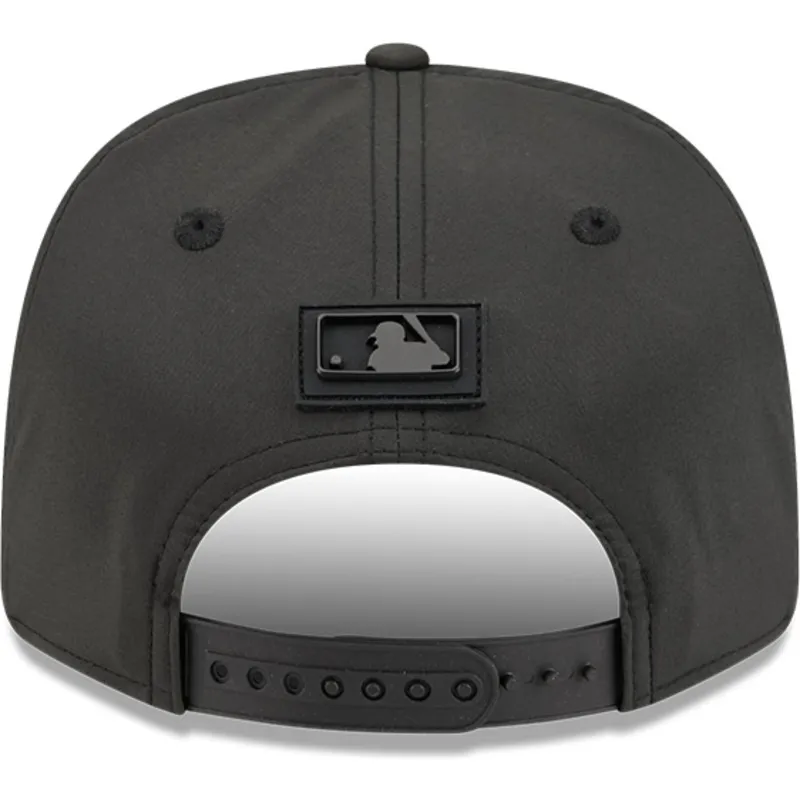 cap-zaoblena-black-snapback-9seventy-stretch-snap-clubhouse-new-york-yankees-mlb-new-era