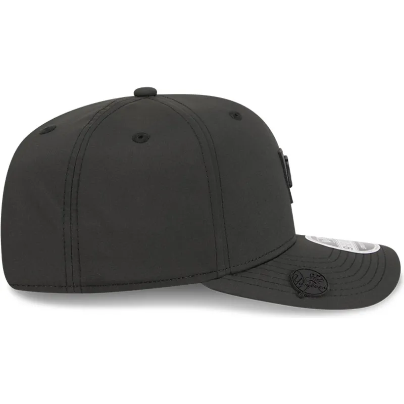cap-zaoblena-black-snapback-9seventy-stretch-snap-clubhouse-new-york-yankees-mlb-new-era