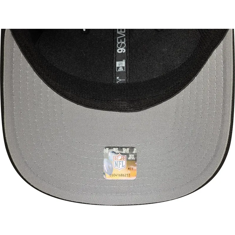 siltovka-zaoblena-cierna-snapback-9seventy-stretch-snap-eg-las-vegas-raiders-nhl-new-era