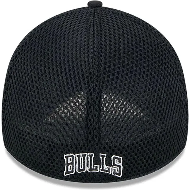 gorra-trucker-negra-ajustada-39thirty-evergreen-neo-de-chicago-bulls-nba-de-new-era