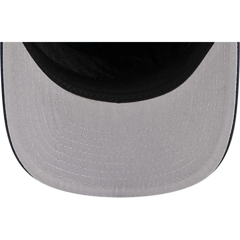siltovka-zaoblena-tmavomodra-snapback-19twenty-champion-new-york-yankees-mlb-new-era siltovka-zaoblena-tmavomodra-snapback-19twenty-champion-new-york-yankees-mlb-new-era
