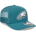 gorra-trucker-verde-9seventy-stretch-snap-evergreen-de-philadelphia-eagles-nfl-de-new-era