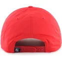 gorra-curva-roja-snapback-hitch-lc-eight-bit-hero-de-new-york-yankees-mlb-de-47-brand