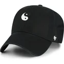 gorra-curva-negra-ajustable-yin-yang-smiley-clean-up-base-runner-icon-de-47-brand