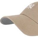 braune-verstellbare-curved-cap-clean-up-base-runner-der-new-york-yankees-mlb-von-47-brand