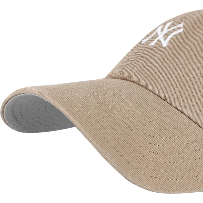 siltovka-zaoblena-hneda-nastavitelny-clean-up-base-runner-new-york-yankees-mlb-47-brand siltovka-zaoblena-hneda-nastavitelny-clean-up-base-runner-new-york-yankees-mlb-47-brand
