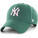 gorra-curva-verde-snapback-con-logo-rosa-mvp-de-new-york-yankees-mlb-de-47-brand