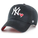 siltovka-zaoblena-cierna-nastavitelny-clean-up-heart-icon-new-york-yankees-mlb-47-brand