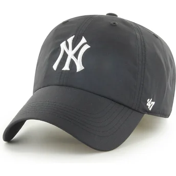 47 Brand Curved Brim Clean Up Brrr New York Yankees MLB Black Adjustable Cap