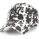 siltovky-zaoblena-biely-nastavitelny-pasik-clean-up-bessie-new-york-yankees-mlb-47-brand
