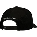 cap-zaoblena-black-snapback-arch-stamp-pro-chicago-blackhawks-nhl-mitchell-ness