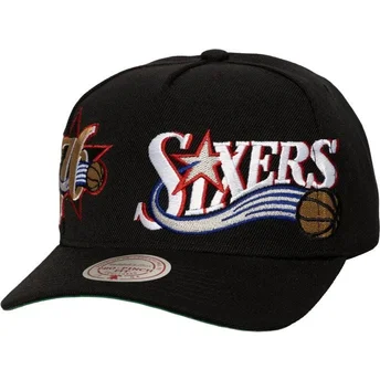 Schwarze gebogene Snapback-Kappe Busted Pro der Philadelphia 76ers NBA von Mitchell & Ness