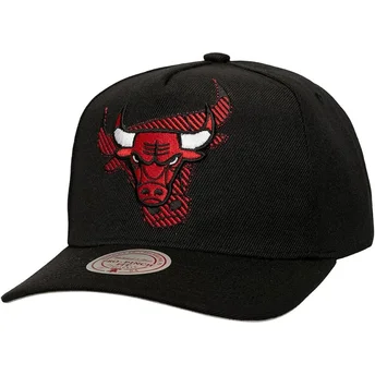 Μαύρο καπέλο με καμπύλη snapback Tilted Pro των Chicago Bulls NBA από Mitchell & Ness