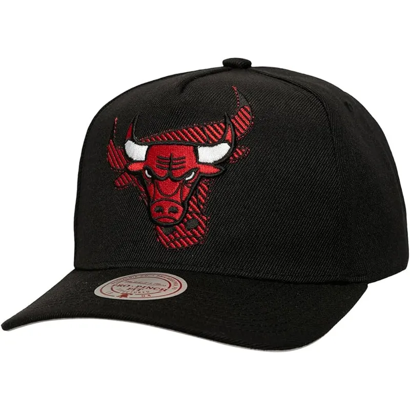 siltovka-zaoblena-cierna-snapback-tilted-pro-chicago-bulls-nba-mitchell-ness