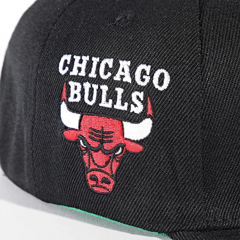 siltovka-rovna-cierna-snapback-triple-play-chicago-bulls-nba-mitchell-ness