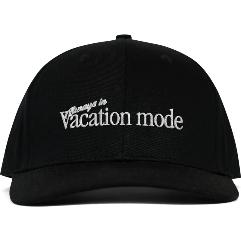 cap-zaoblena-black-snapback-pica-pica