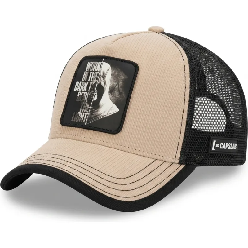 cap-zaoblena-beige-snapback-altair-assassin-s-creed-capslab