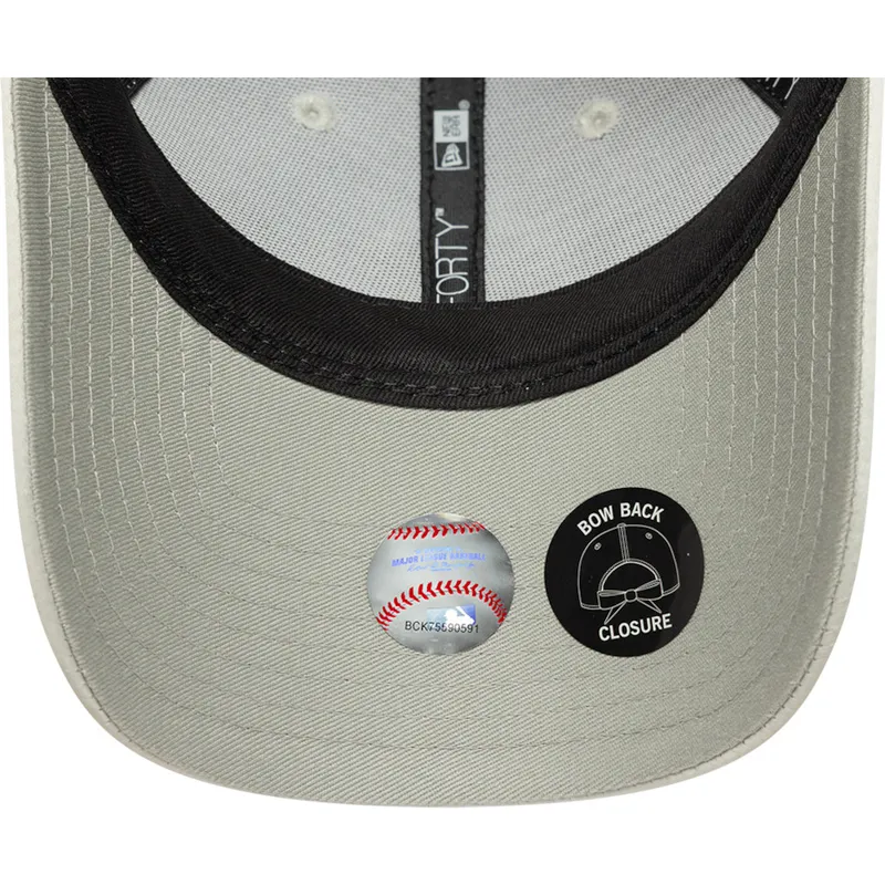 cap-zaoblena-green-adjustable-strap-9forty-bow-back-satin-new-york-yankees-mlb-new-era