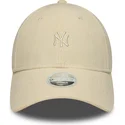 new-era-curved-brim-women-9forty-mini-cord-new-york-yankees-mlb-beige-adjustable-cap