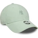 cap-zaoblena-green-adjustable-strap-9forty-mini-cord-new-york-yankees-mlb-new-era