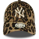 cap-zaoblena-leopard-snapback-9forty-m-crown-a-frame-leopard-new-york-yankees-mlb-new-era