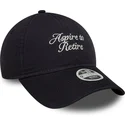 siltovka-zaoblena-tmavomodra-nastavitelny-9twenty-aspire-to-retire-slogan-new-era