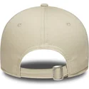 beige-verstellbare-curved-cap-fur-damen-9forty-beaded-von-new-era