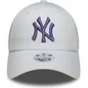 cap-zaoblena-white-adjustable-strap-9forty-league-essential-new-york-yankees-mlb-new-era
