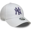 cap-zaoblena-white-adjustable-strap-9forty-league-essential-new-york-yankees-mlb-new-era