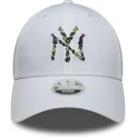 siltovky-zaoblena-biely-nastavitelny-pasik-9forty-floral-infill-new-york-yankees-mlb-new-era