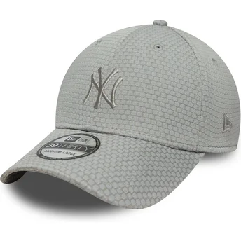 Šiltovky zaoblená sivá upravený 39THIRTY Stretch Mesh New York Yankees MLB New Era
