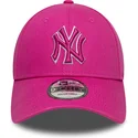 cap-zaoblena-pink-adjustable-strap-9forty-team-outline-new-york-yankees-mlb-new-era