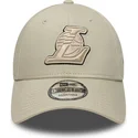 cap-zaoblena-beige-adjustable-strap-9forty-team-outline-los-angeles-lakers-nba-new-era