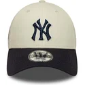 siltovky-zaoblena-bezova-nastavitelny-pasik-9forty-world-series-new-york-yankees-mlb-new-era