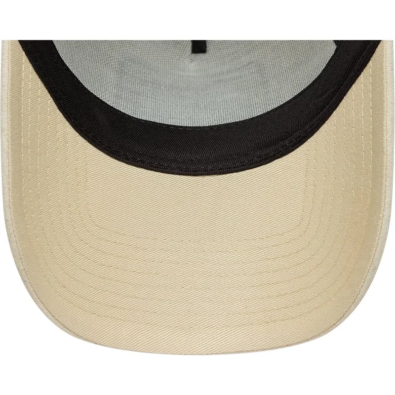 siltovka-zaoblena-bezova-snapback-e-frame-patch-linen-new-era