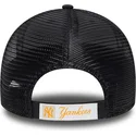 marineblaue-verstellbare-trucker-kappe-mit-orangefarbenem-logo-9forty-homefield-midi-der-new-york-yankees-mlb-von-new-era