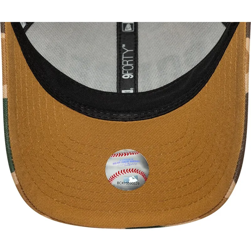 cap-zaoblena-camouflage-snapback-9forty-m-crown-wordmark-san-diego-padres-mlb-new-era