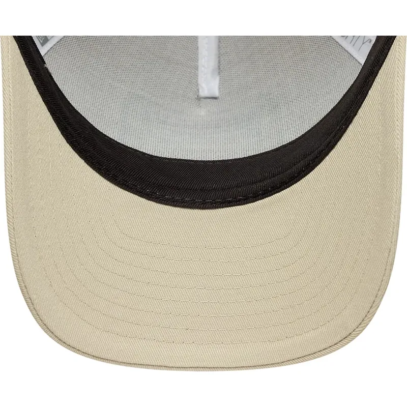 cap-zaoblena-beige-snapback-9forty-m-crown-new-era cap-zaoblena-beige-snapback-9forty-m-crown-new-era