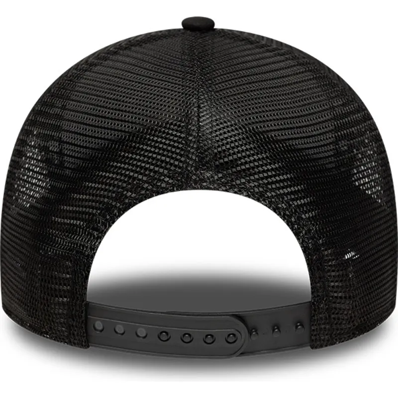cap-zaoblena-black-snapback-9forty-m-crown-a-frame-chicago-bulls-nba-new-era
